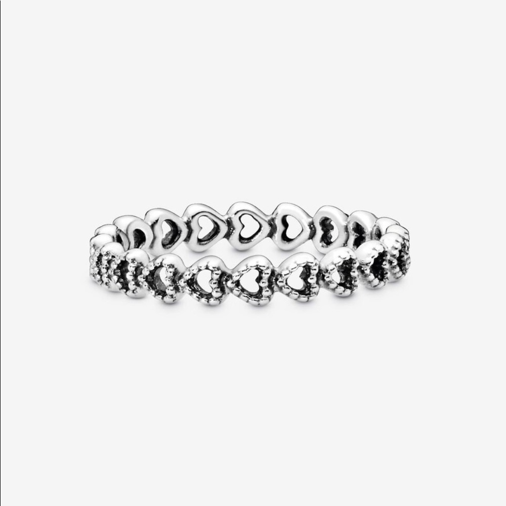 💛 Pandora Band of Hearts Ring